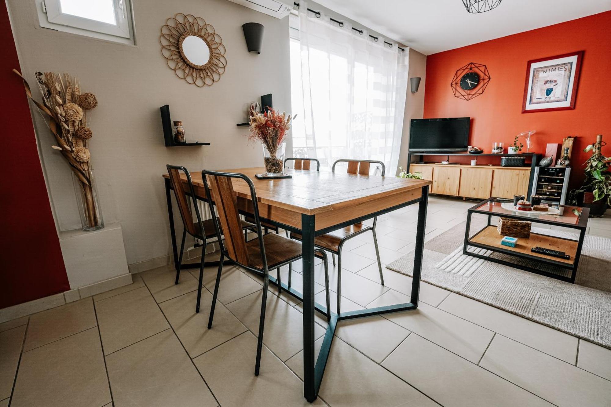 T3 Cosy Et Lumineux Avec Garage A 2 Pas Du Centre ! Apartment นีมส์ ภายนอก รูปภาพ